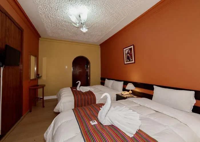 Carlos V Hotel